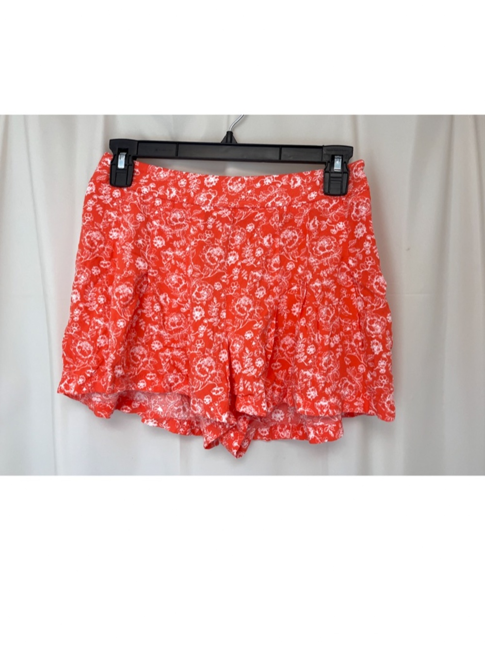 Forever 21 contemporary pink floral floral culottes shorts xs nwot